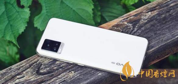 vivoy70s和vivos7哪個好？vivoy70s和vivos7兩款手機(jī)參數(shù)對比