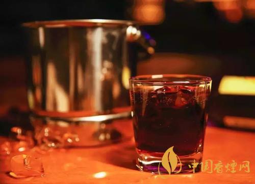可樂桶是什么酒 非?；鸨目蓸吠罢{(diào)配方法介紹